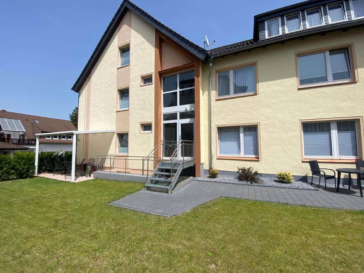 Gaestehaus Am Kurpark Hotel Garni Horn-Bad Meinberg Eksteriør billede